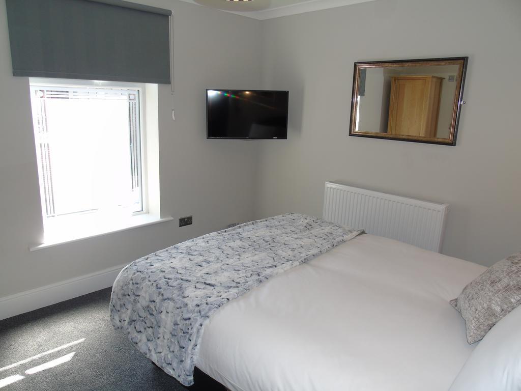 Jeffersons Hotel & Serviced Apartments - The Steel Works (Adults Only) Барроу-ин-Фернесс Экстерьер фото